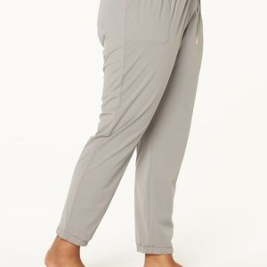 Ruby Ribbon Jogger in Zinc size large NIP